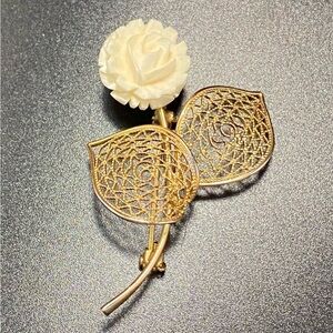 Gold filagree ivory rose vintage brooch 2”